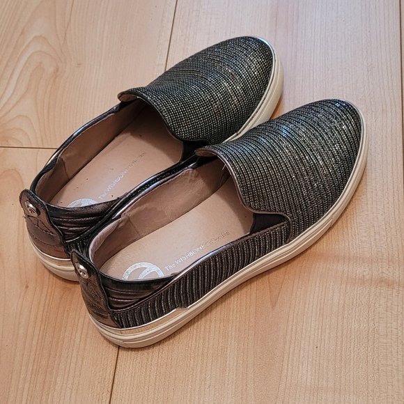 Browns Wishbone Lola Chain Slip On Sneakers Size 5 - Picture 7 of 14